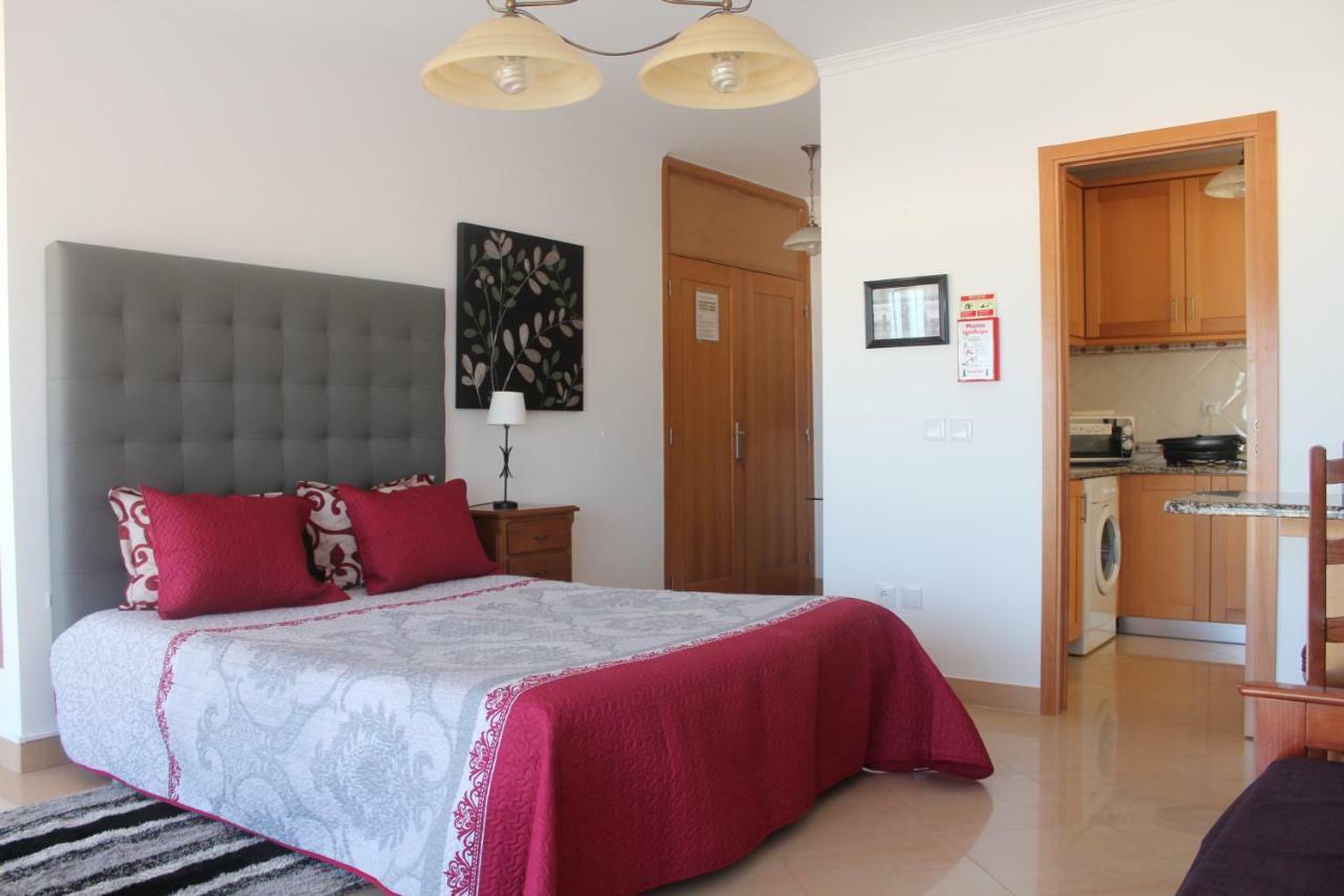 Apartamentos Quebra-Mar Nazaré Buitenkant foto